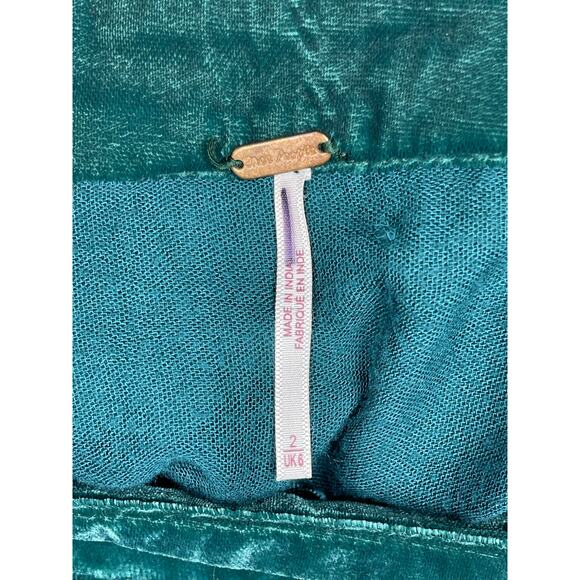 Free People Green Velvet Mini Skirt Size 2 - Picture 7 of 7